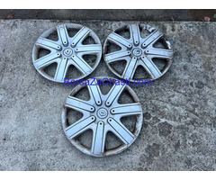 Продавам 3бр. ОРИГИНАЛНИ тасове/тас 16ки за Рено/Renault!