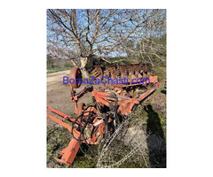 Продавам стари заварявани плугове на добра цена!