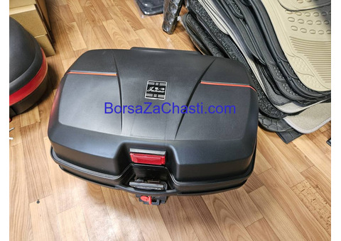 Куфар за 2 каски