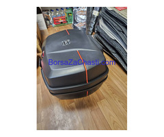 Куфар за 2 каски