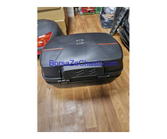 Куфар за 2 каски