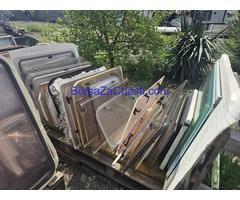 Прозорци за каравани и кемпери