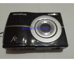 Фотоапарат Olympus Fe-45 за части. Не включва.